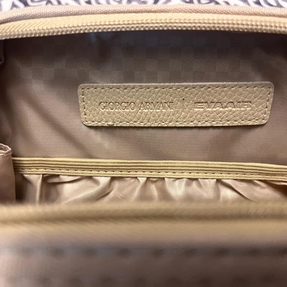 Giorgio Armani x Eva Air Toiletries Case - Picture 6 of 6
